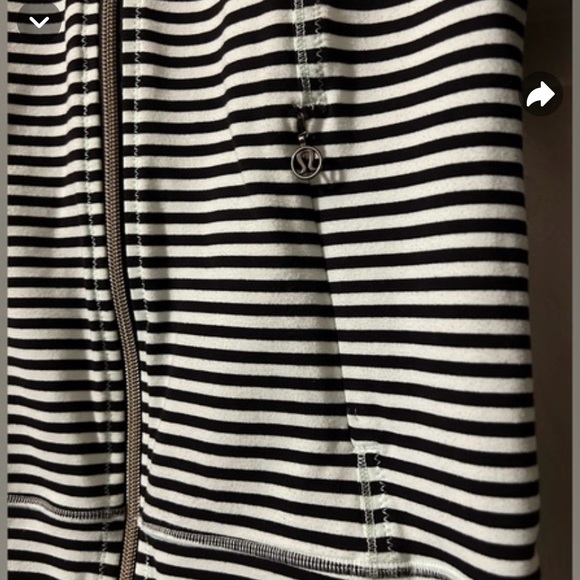 Lululemon daily yoga jacket size 4 - Picture 6 of 10